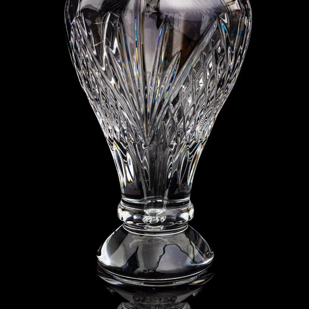 Cut Crystal Vase With Intricate Diamond Pattern | Elegant Home Decor